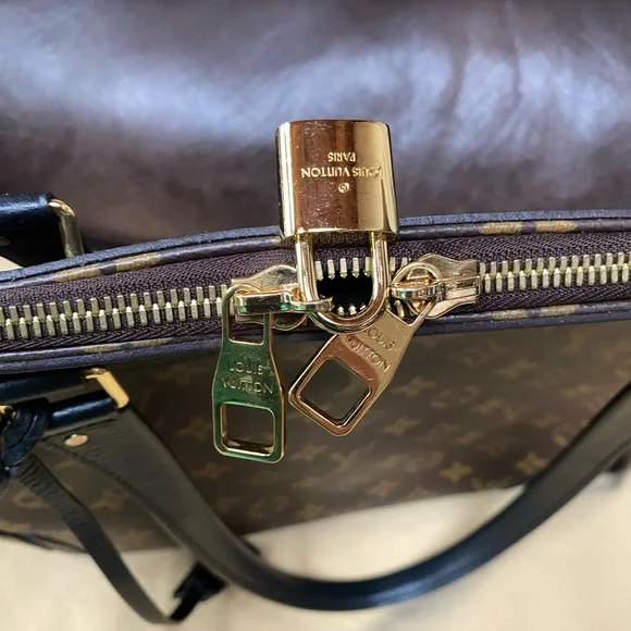 SOLD Louis Vuitton Estrella - Picture 2 of 11